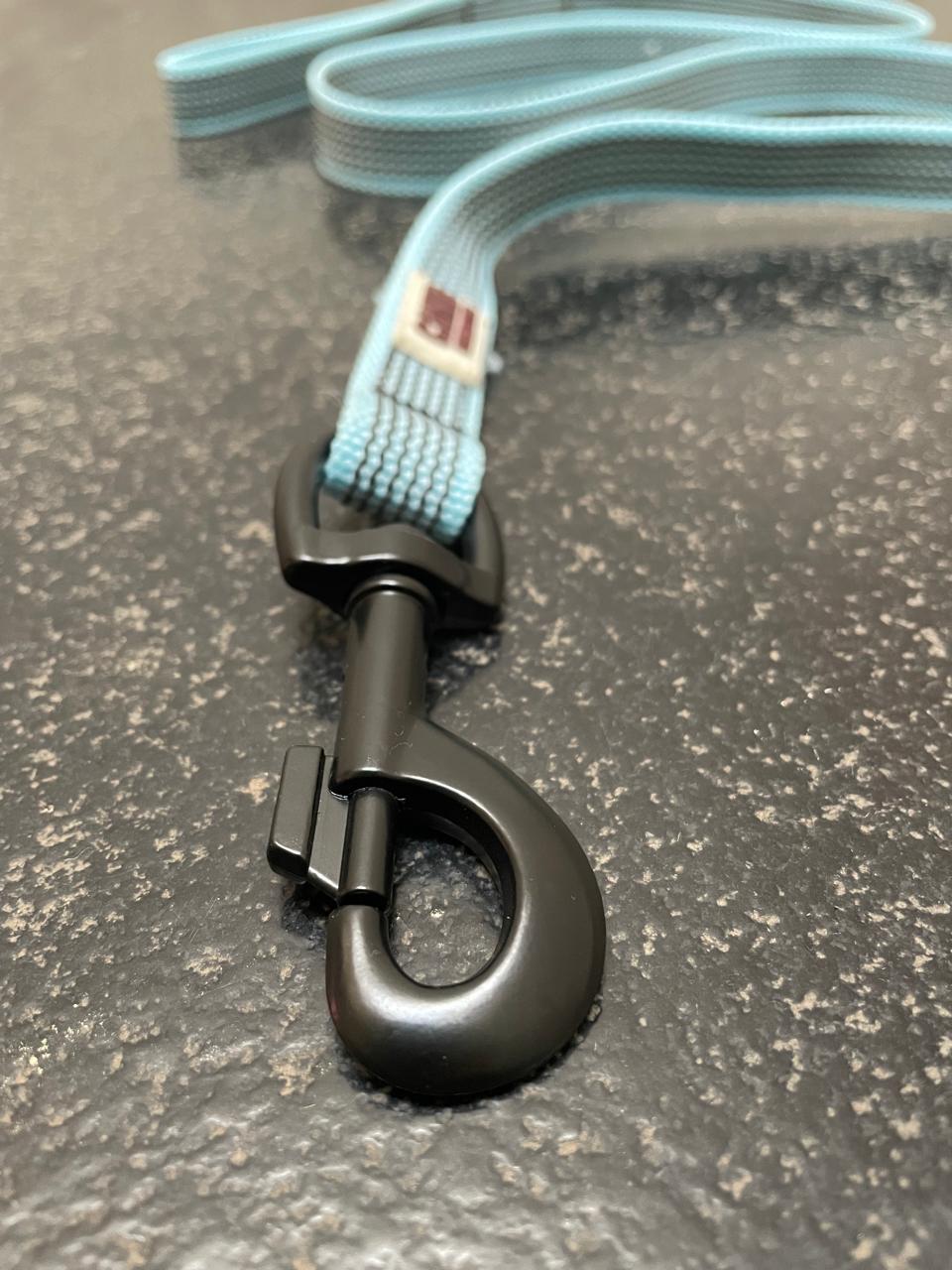 Rubber Grip Leash - Light Blue